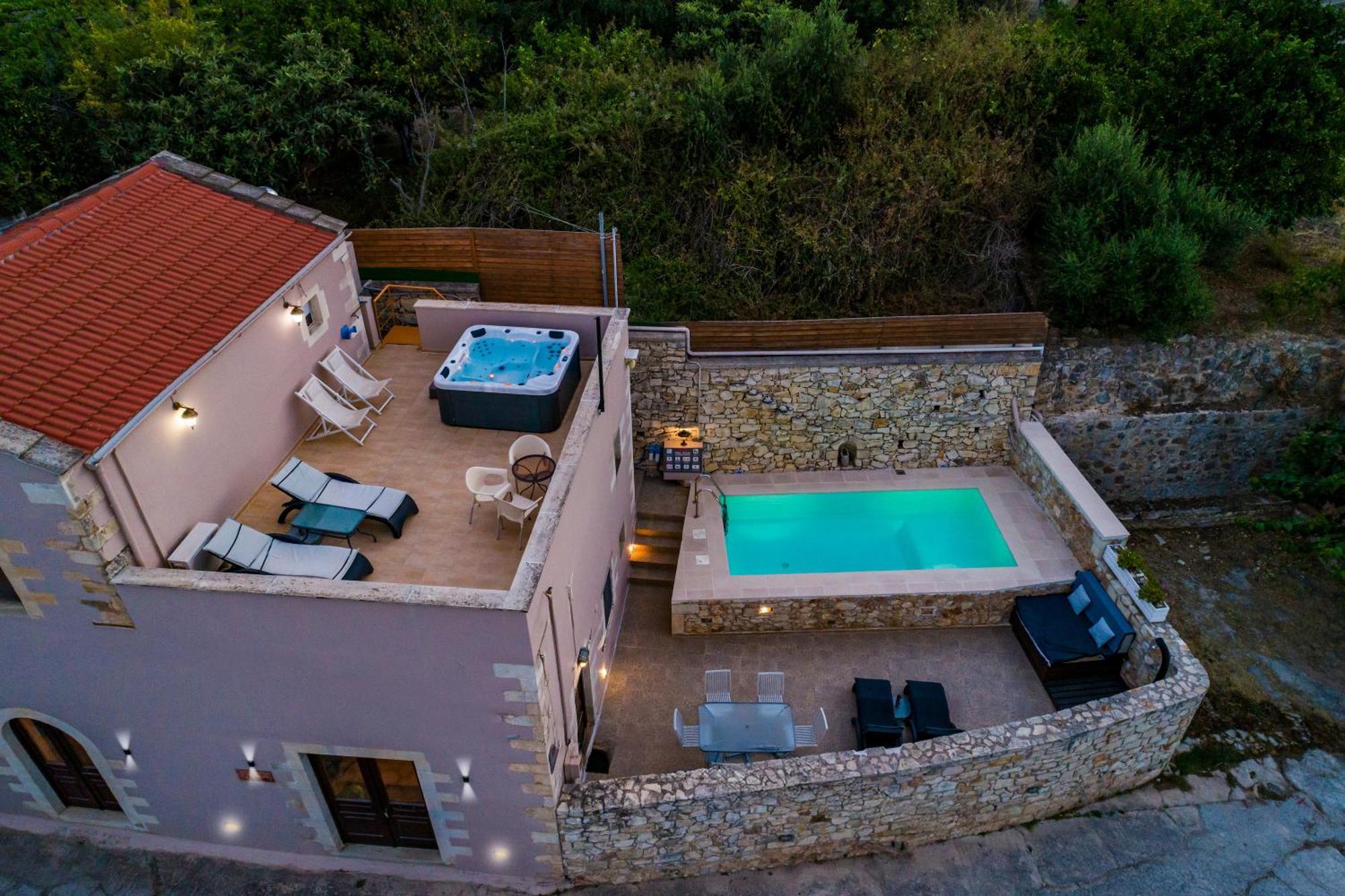 Olga'S Filoxenia - Villa Aladanos-Private Pool And Heated Jacuzzi Maherí Kültér fotó