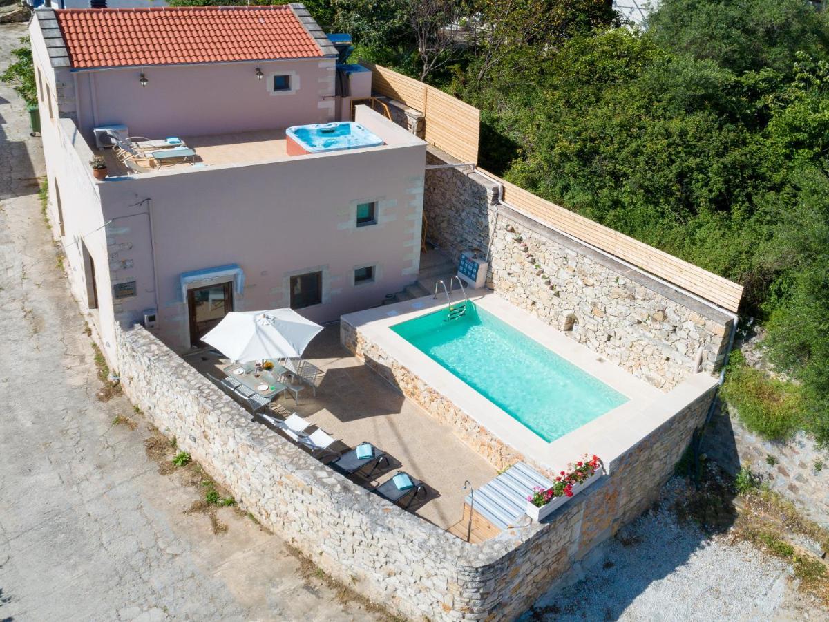 Olga'S Filoxenia - Villa Aladanos-Private Pool And Heated Jacuzzi Maherí Kültér fotó